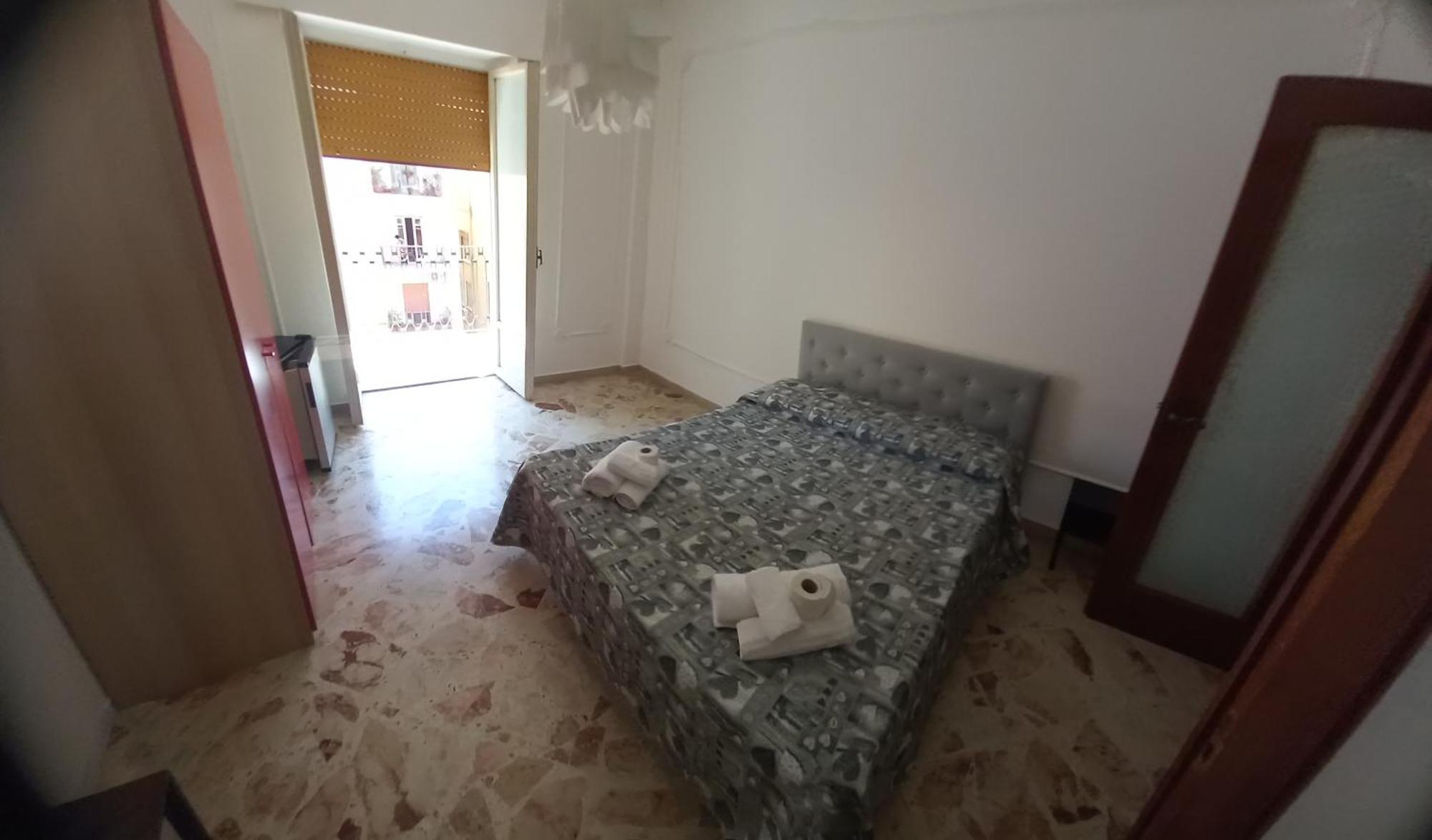 Framamired Bed and Breakfast Palermo Exteriör bild